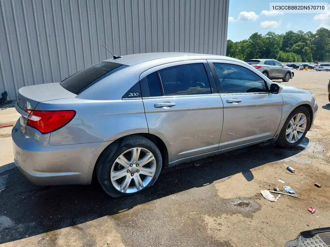 2013 Chrysler 200 Touring VIN: 1C3CCBBB2DN570710 Lot: 59687226
