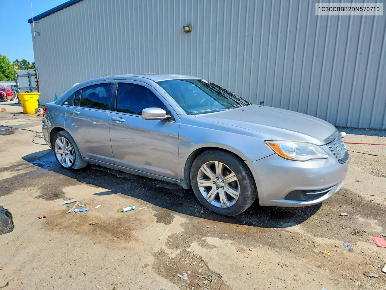 2013 Chrysler 200 Touring VIN: 1C3CCBBB2DN570710 Lot: 59687226