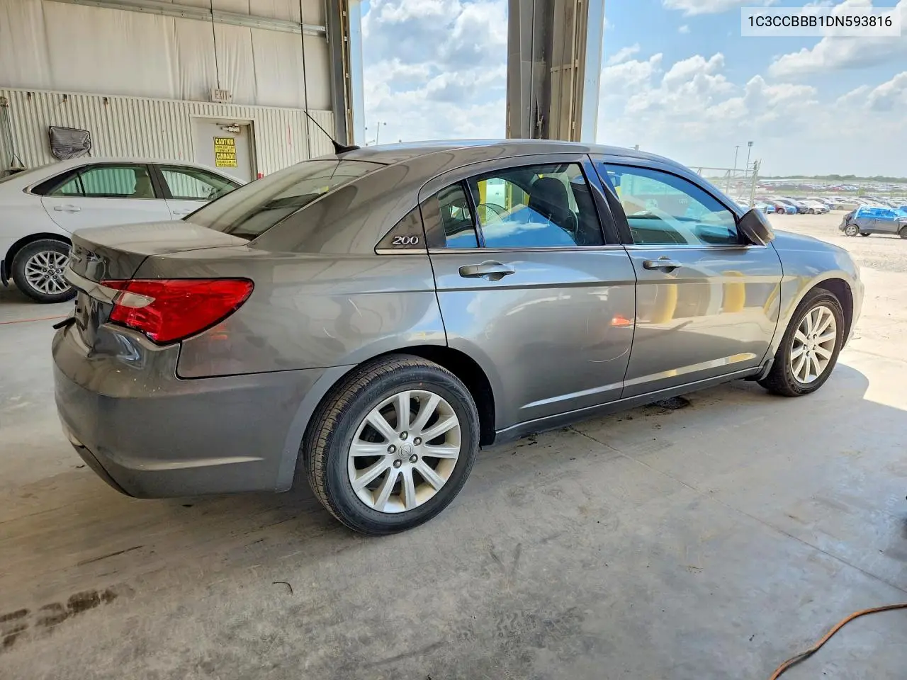 2013 Chrysler 200 Touring VIN: 1C3CCBBB1DN593816 Lot: 60716566