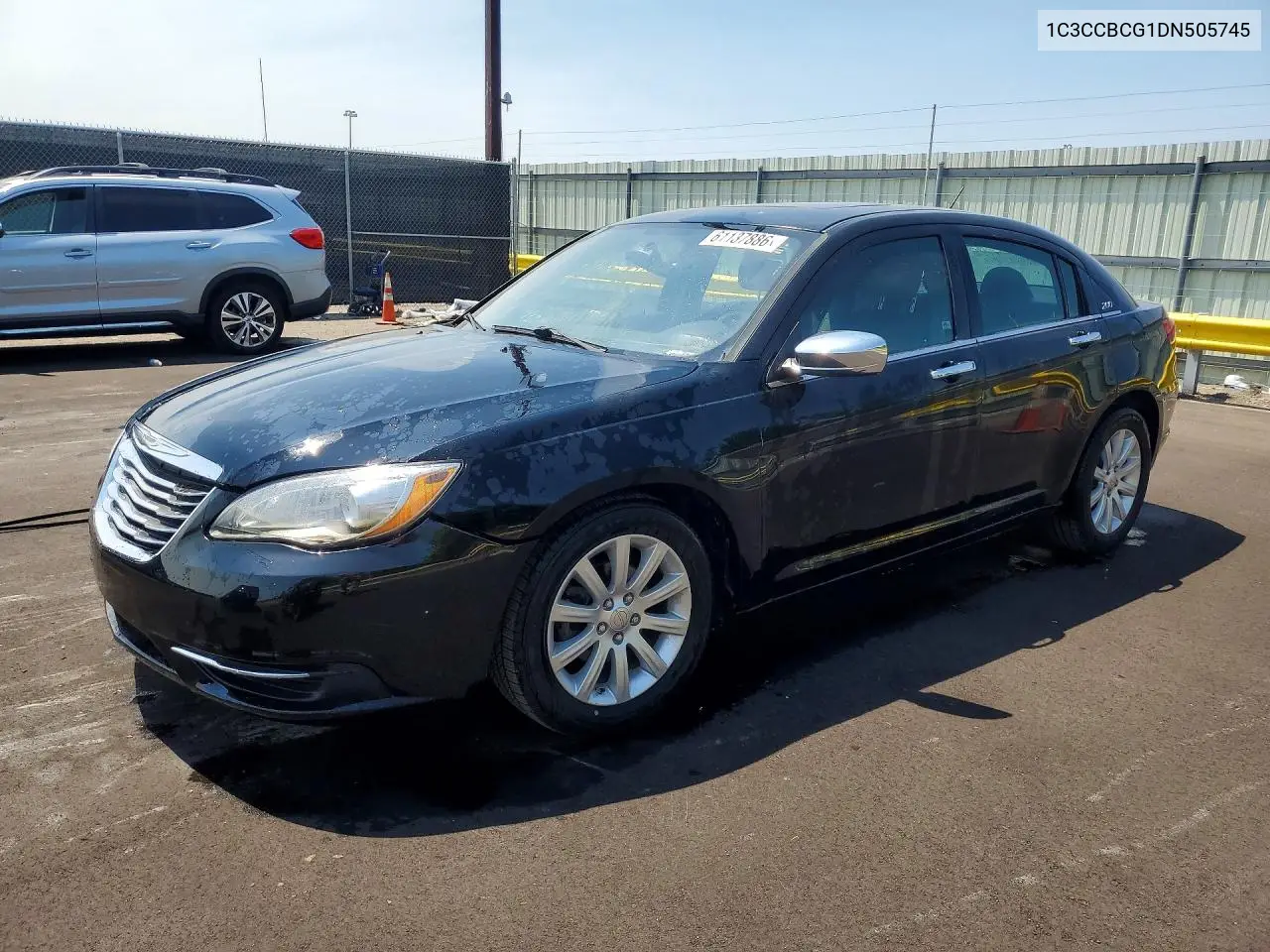 2013 Chrysler 200 Limited VIN: 1C3CCBCG1DN505745 Lot: 61137886