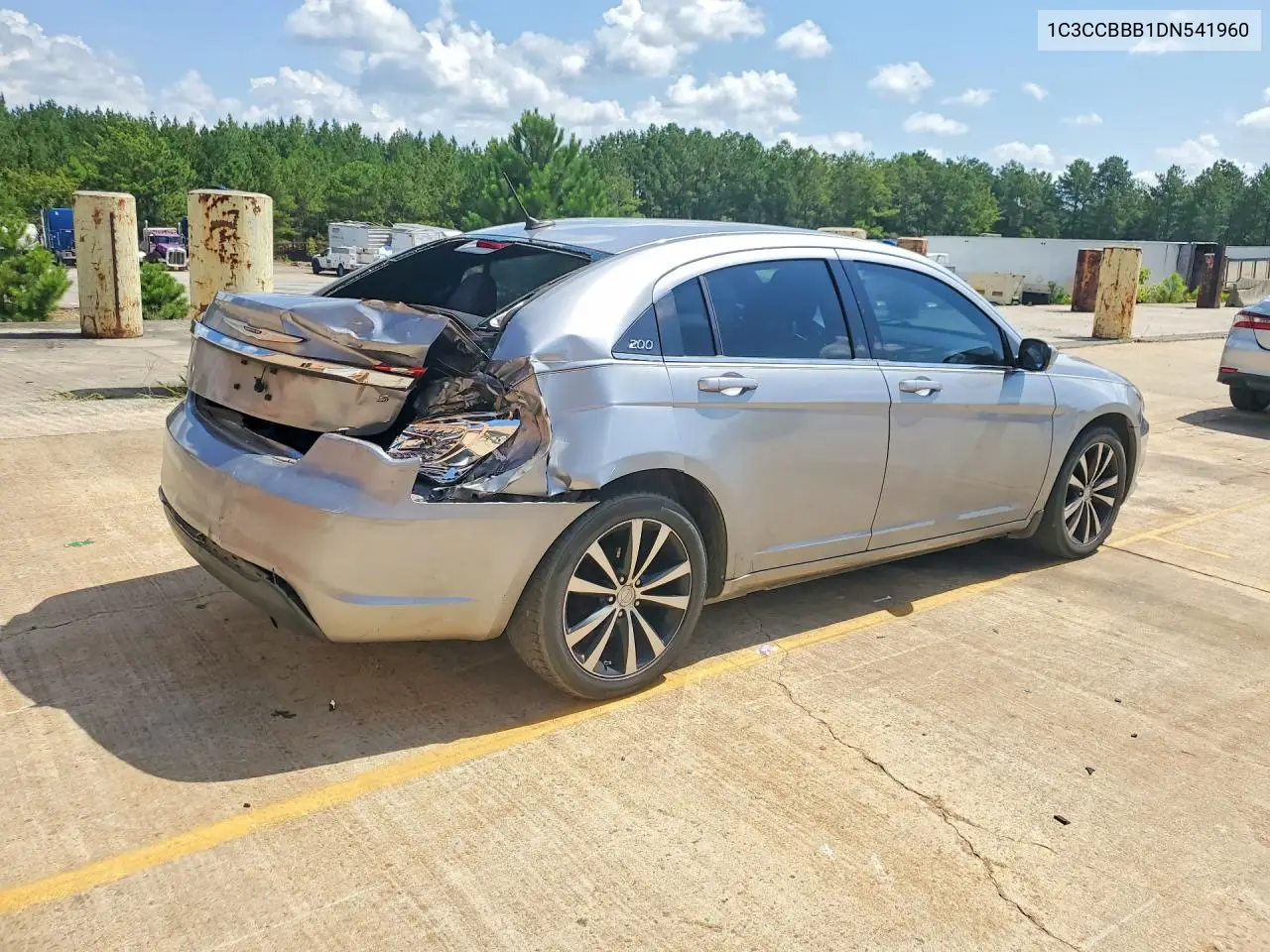 2013 Chrysler 200 Touring VIN: 1C3CCBBB1DN541960 Lot: 61516756