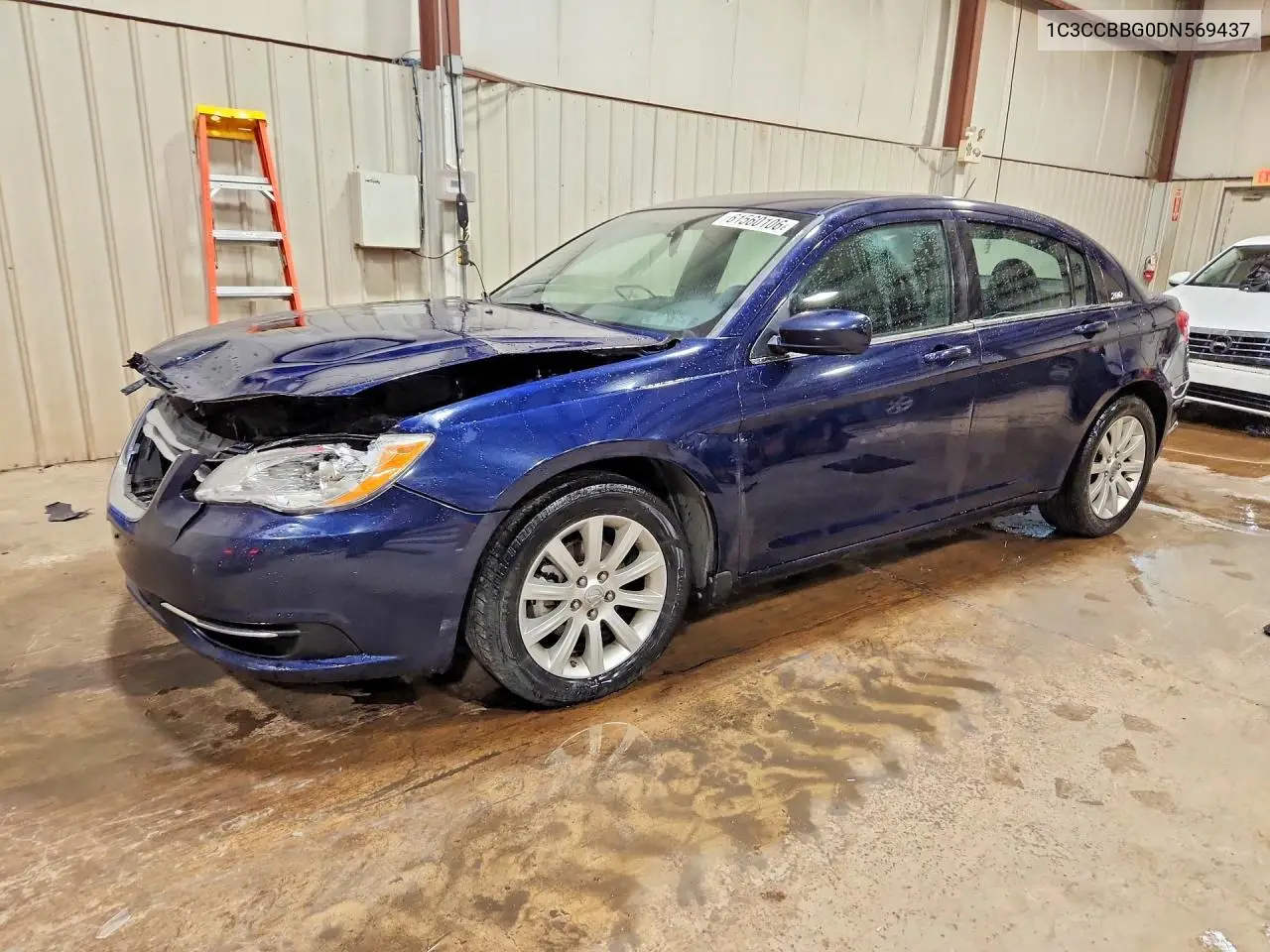 2013 Chrysler 200 Touring VIN: 1C3CCBBG0DN569437 Lot: 61560106