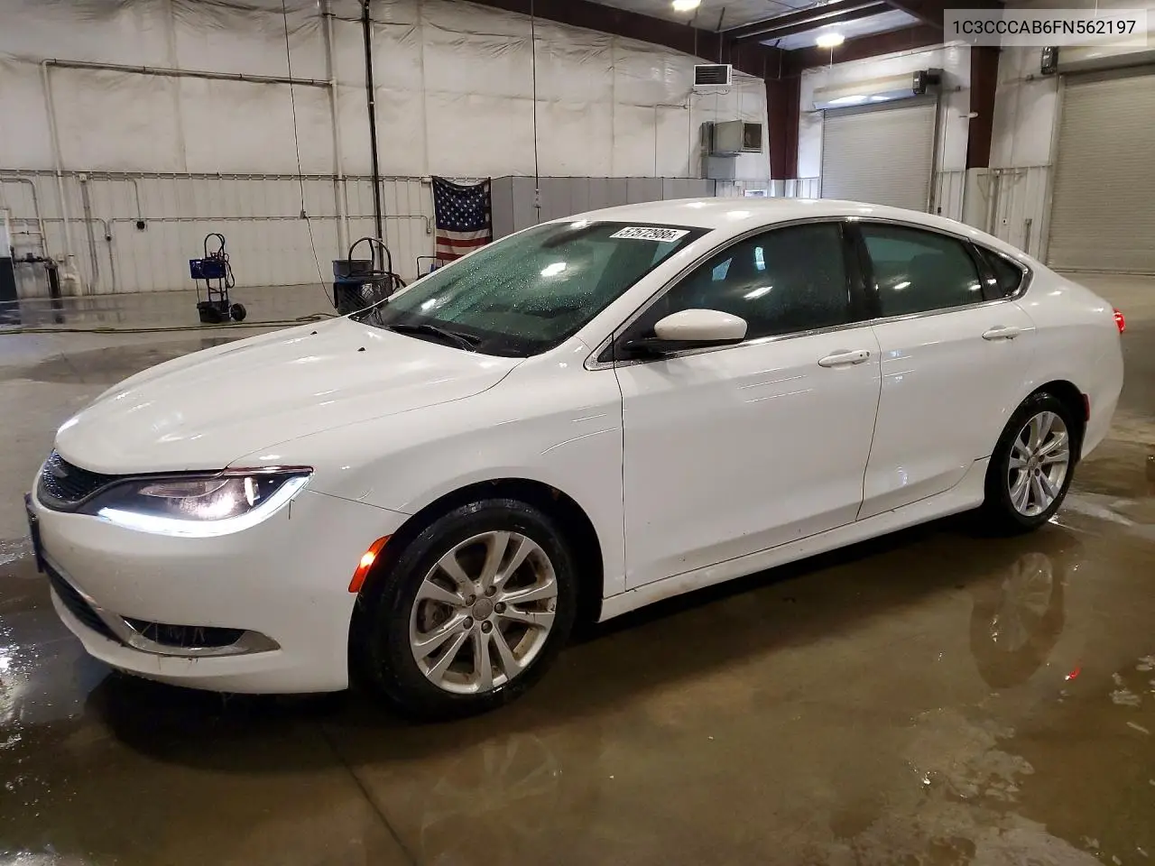 2015 Chrysler 200 Limited VIN: 1C3CCCAB6FN562197 Lot: 57572986