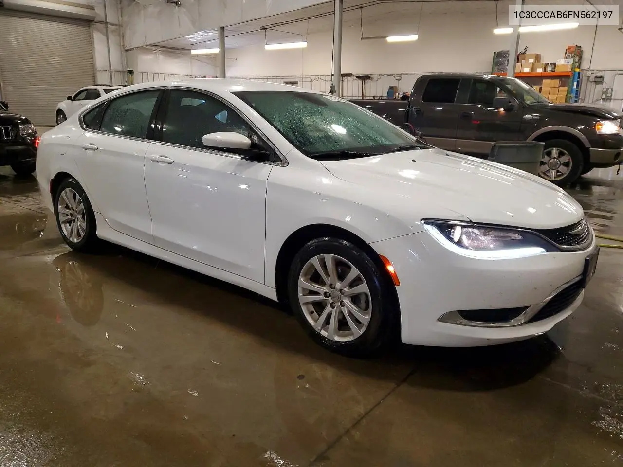 2015 Chrysler 200 Limited VIN: 1C3CCCAB6FN562197 Lot: 57572986