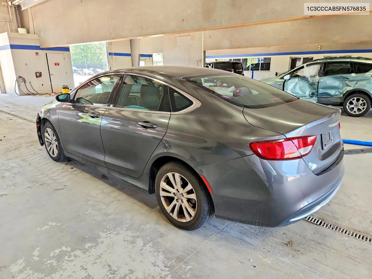 2015 Chrysler 200 Limited VIN: 1C3CCCAB5FN576835 Lot: 60937236