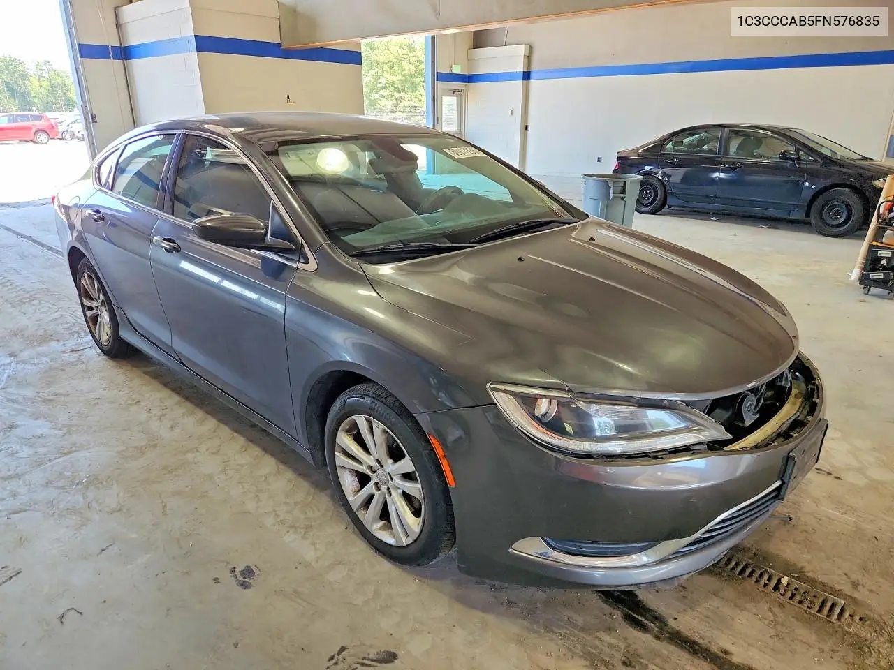2015 Chrysler 200 Limited VIN: 1C3CCCAB5FN576835 Lot: 60937236
