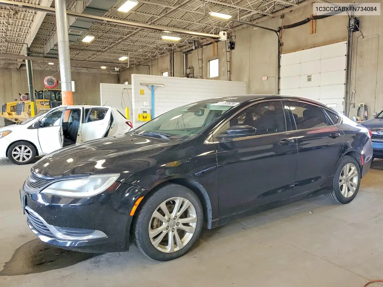 2015 Chrysler 200 Limited VIN: 1C3CCCABXFN734084 Lot: 61153626