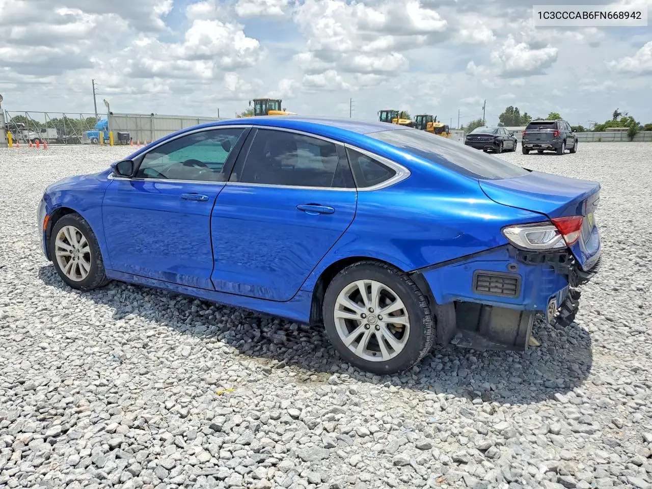 2015 Chrysler 200 Limited VIN: 1C3CCCAB6FN668942 Lot: 61532336