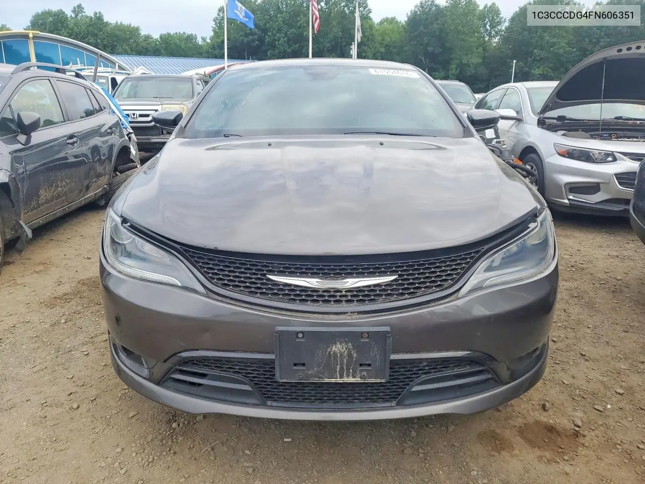2015 Chrysler 200 S VIN: 1C3CCCDG4FN606351 Lot: 61554616
