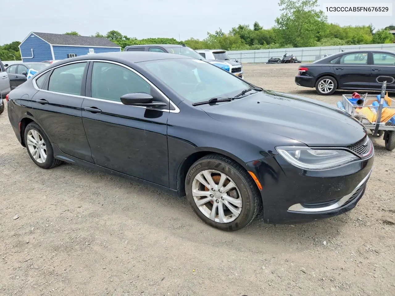 2015 Chrysler 200 Limited VIN: 1C3CCCAB5FN676529 Lot: 62131876