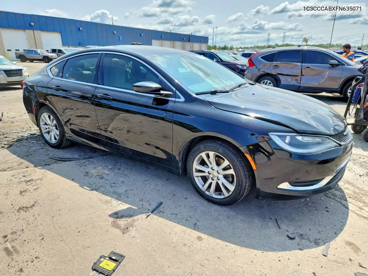 2015 Chrysler 200 Limited VIN: 1C3CCCABXFN635071 Lot: 62276856