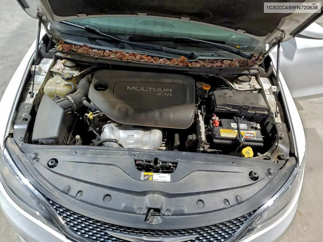 1C3CCCAB9FN720838 2015 Chrysler 200 Limited