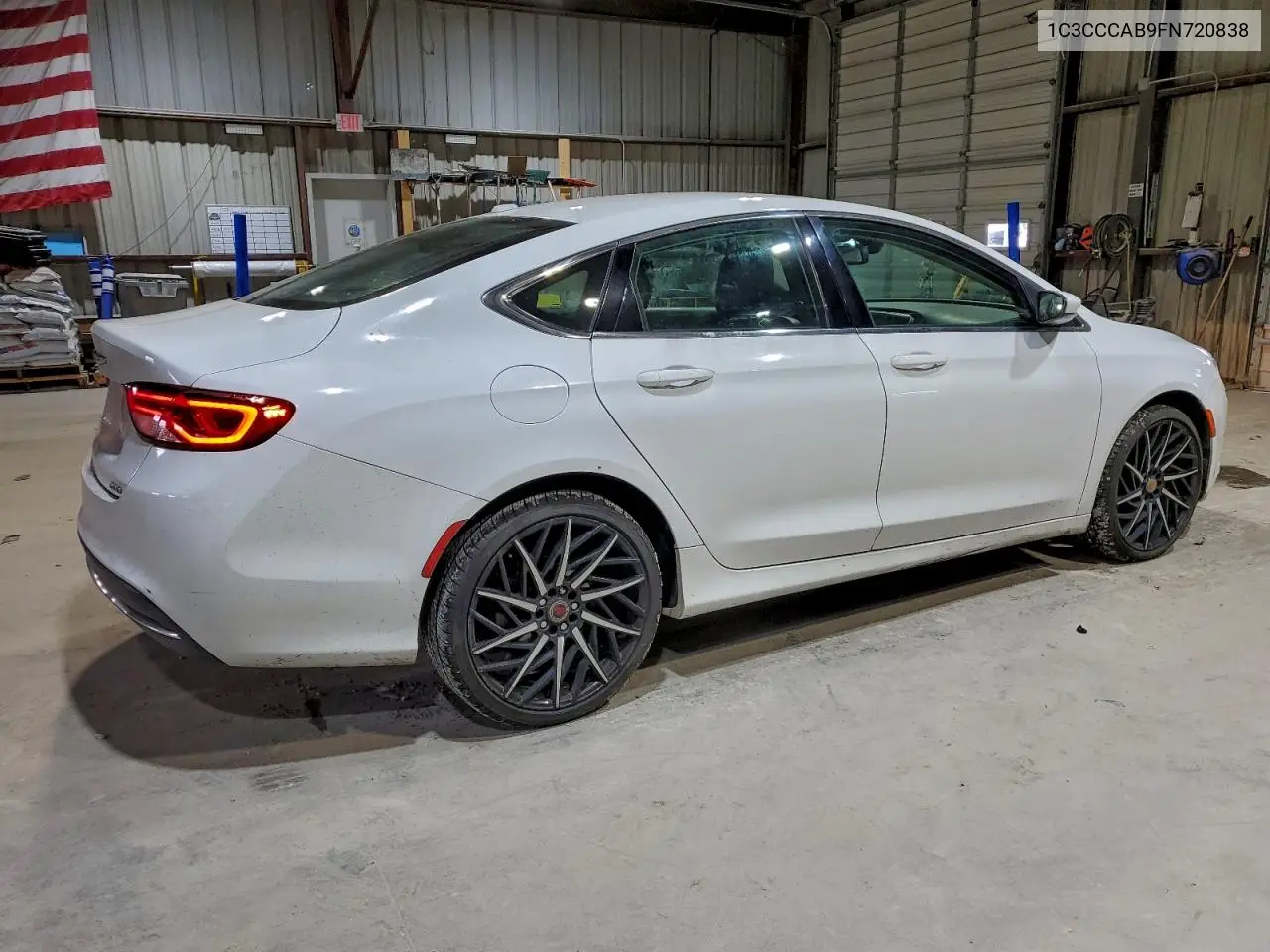 1C3CCCAB9FN720838 2015 Chrysler 200 Limited