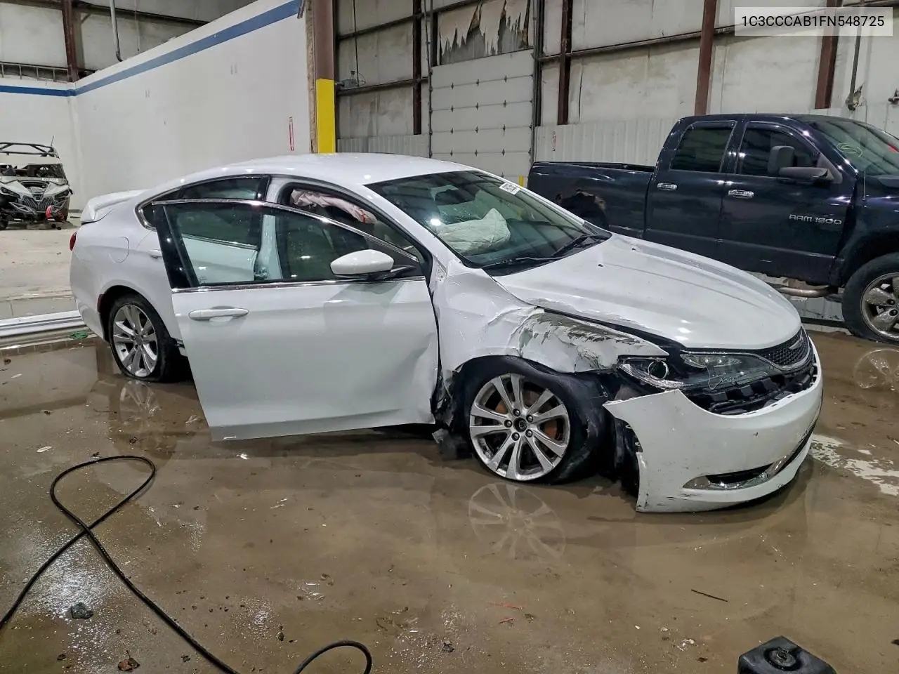 1C3CCCAB1FN548725 2015 Chrysler 200 Limited