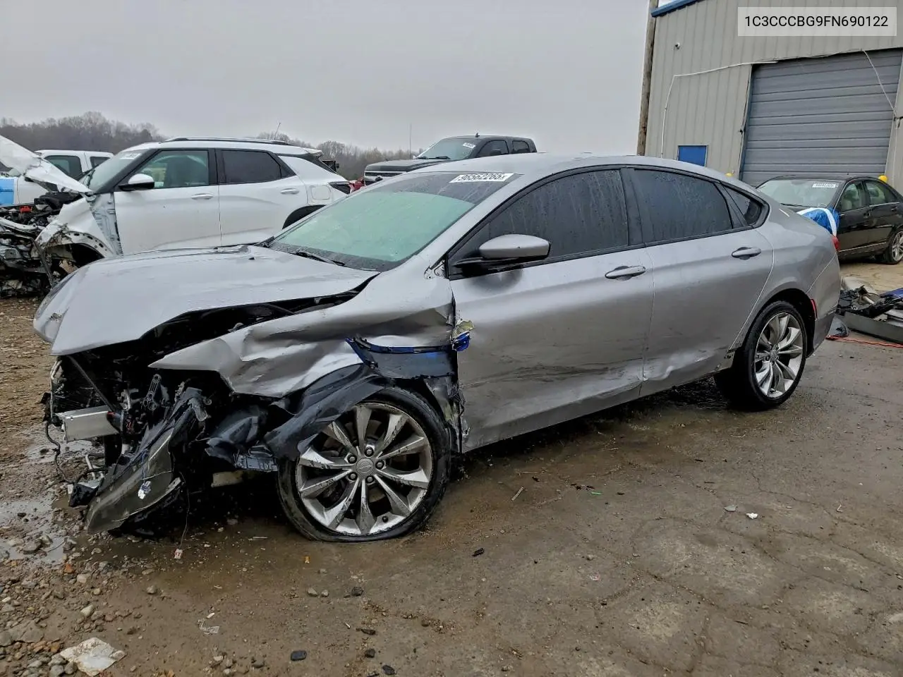 1C3CCCBG9FN690122 2015 Chrysler 200 S