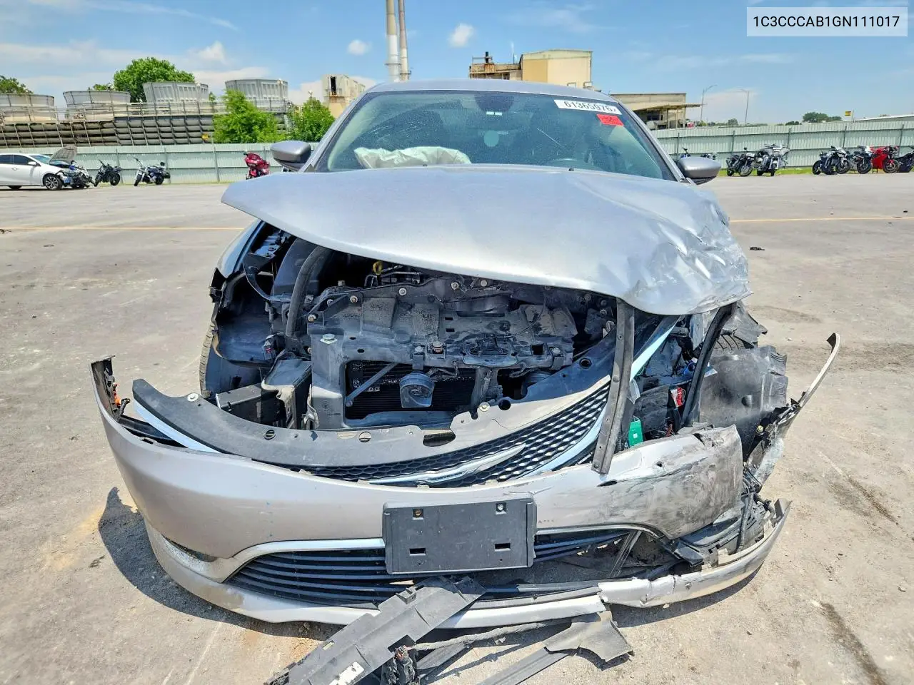 2016 Chrysler 200 Limited VIN: 1C3CCCAB1GN111017 Lot: 61365976