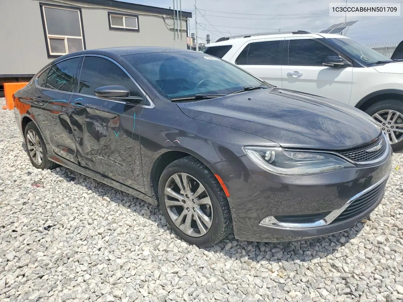 2017 Chrysler 200 Limited VIN: 1C3CCCAB6HN501709 Lot: 61045766