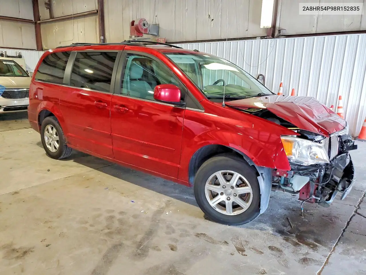 2008 Chrysler Town & Country Touring VIN: 2A8HR54P98R152835 Lot: 58192316