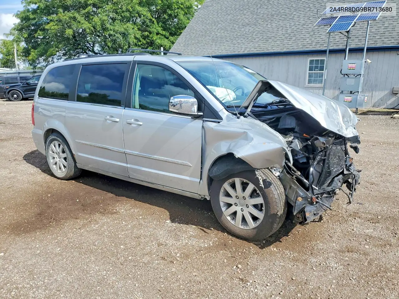 2011 Chrysler Town & Country Touring L VIN: 2A4RR8DG9BR713680 Lot: 58004526
