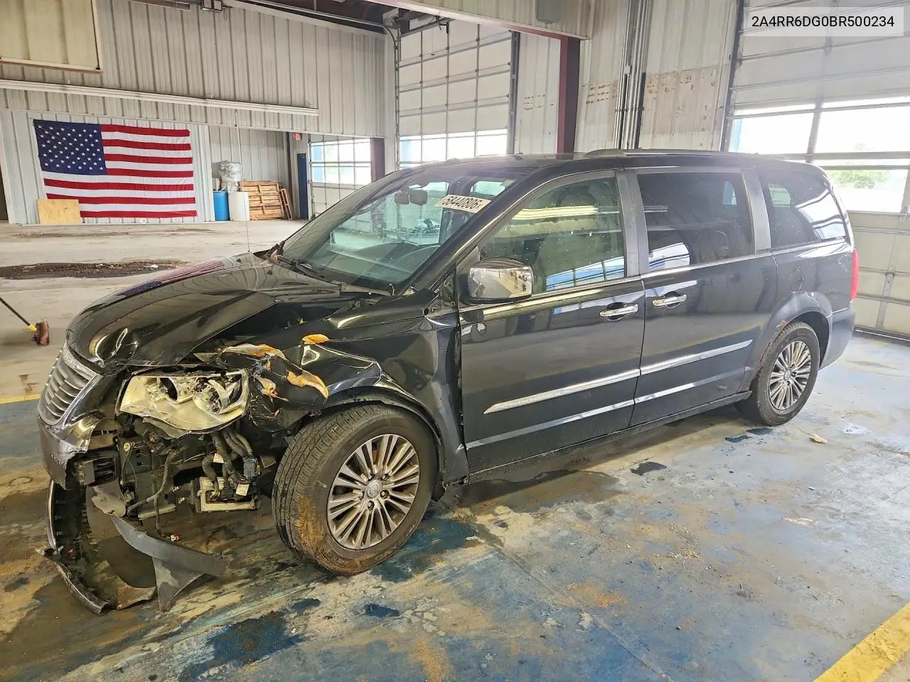 2011 Chrysler Town & Country Limited VIN: 2A4RR6DG0BR500234 Lot: 58440806