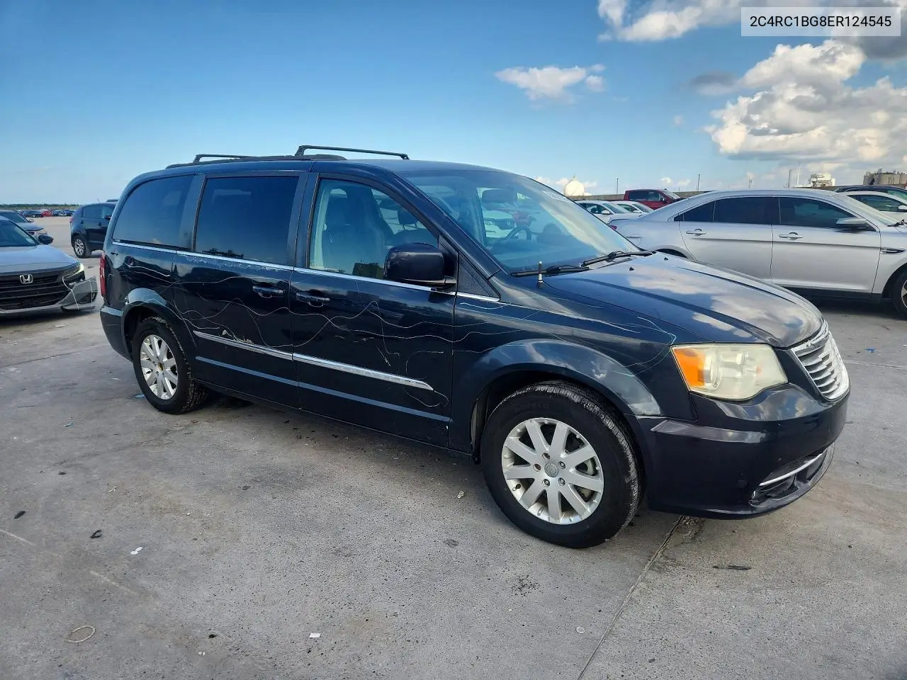 2014 Chrysler Town & Country Touring VIN: 2C4RC1BG8ER124545 Lot: 56626506