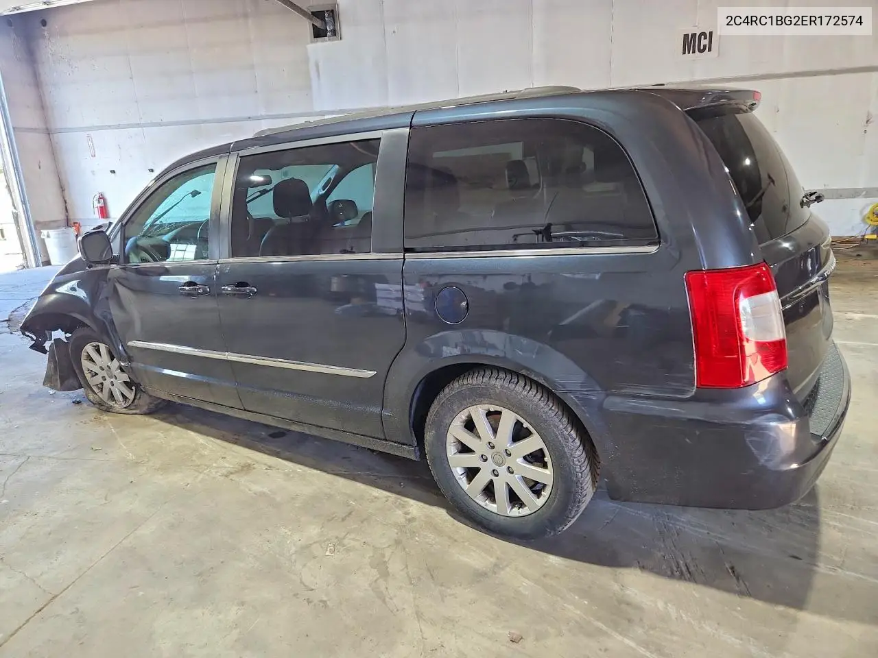 2014 Chrysler Town & Country Touring VIN: 2C4RC1BG2ER172574 Lot: 57494196