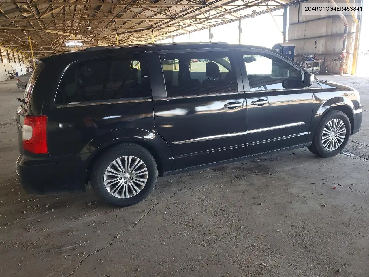 2014 Chrysler Town & Country Touring L VIN: 2C4RC1CG4ER453841 Lot: 58442286