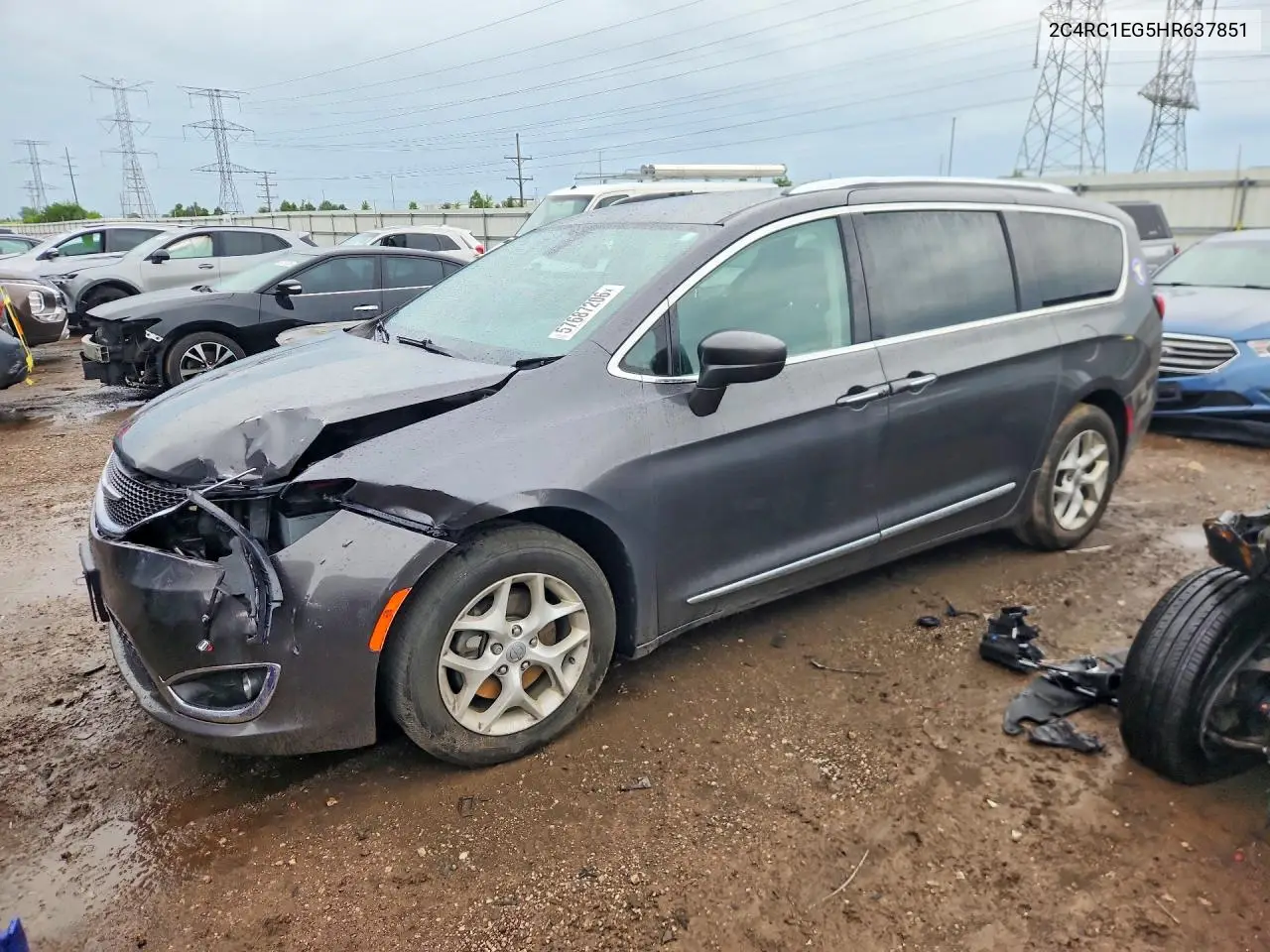 2017 Chrysler Pacifica Touring L Plus
