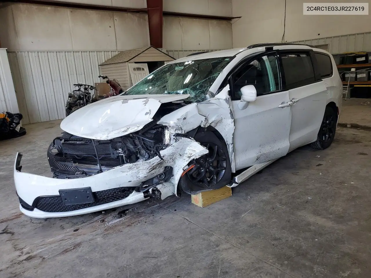 2018 Chrysler Pacifica Touring L Plus VIN: 2C4RC1EG3JR227619 Lot: 59769866