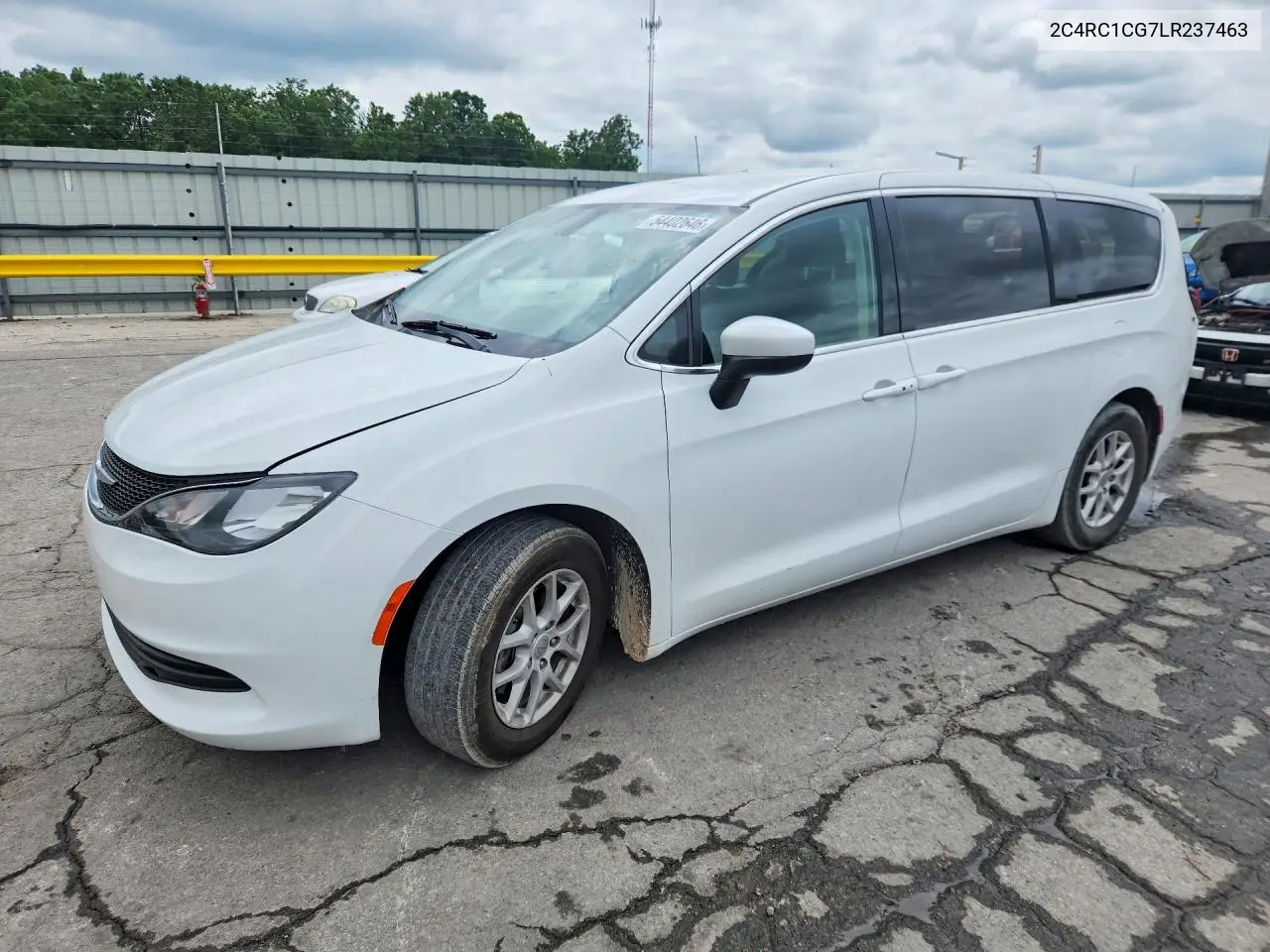 2020 Chrysler Voyager Lx