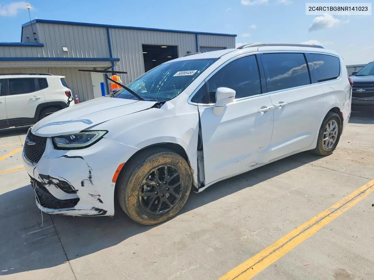 2022 Chrysler Pacifica Touring L VIN: 2C4RC1BG8NR141023 Lot: 56866466
