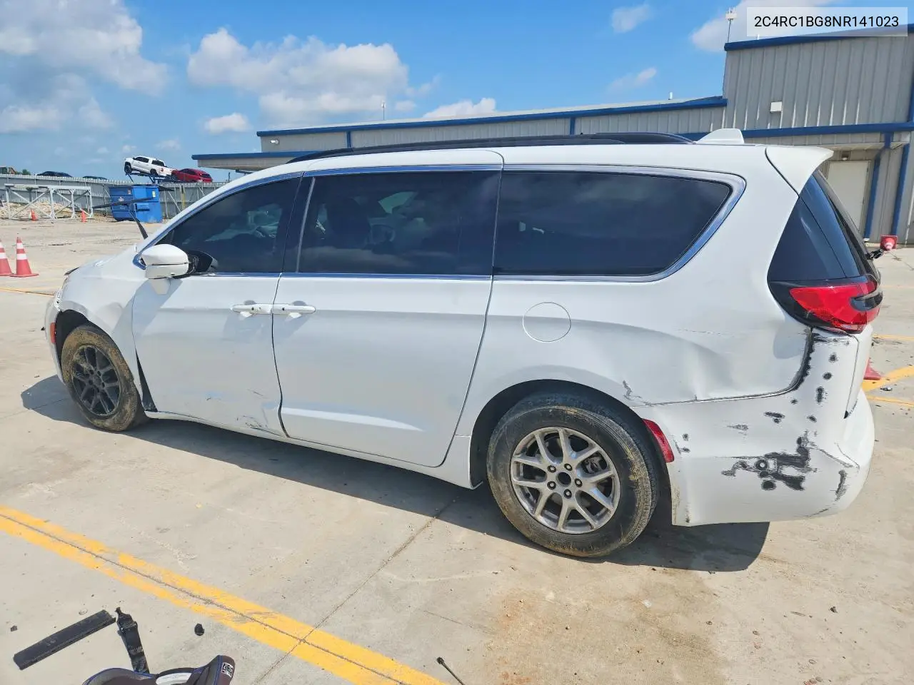 2022 Chrysler Pacifica Touring L VIN: 2C4RC1BG8NR141023 Lot: 56866466