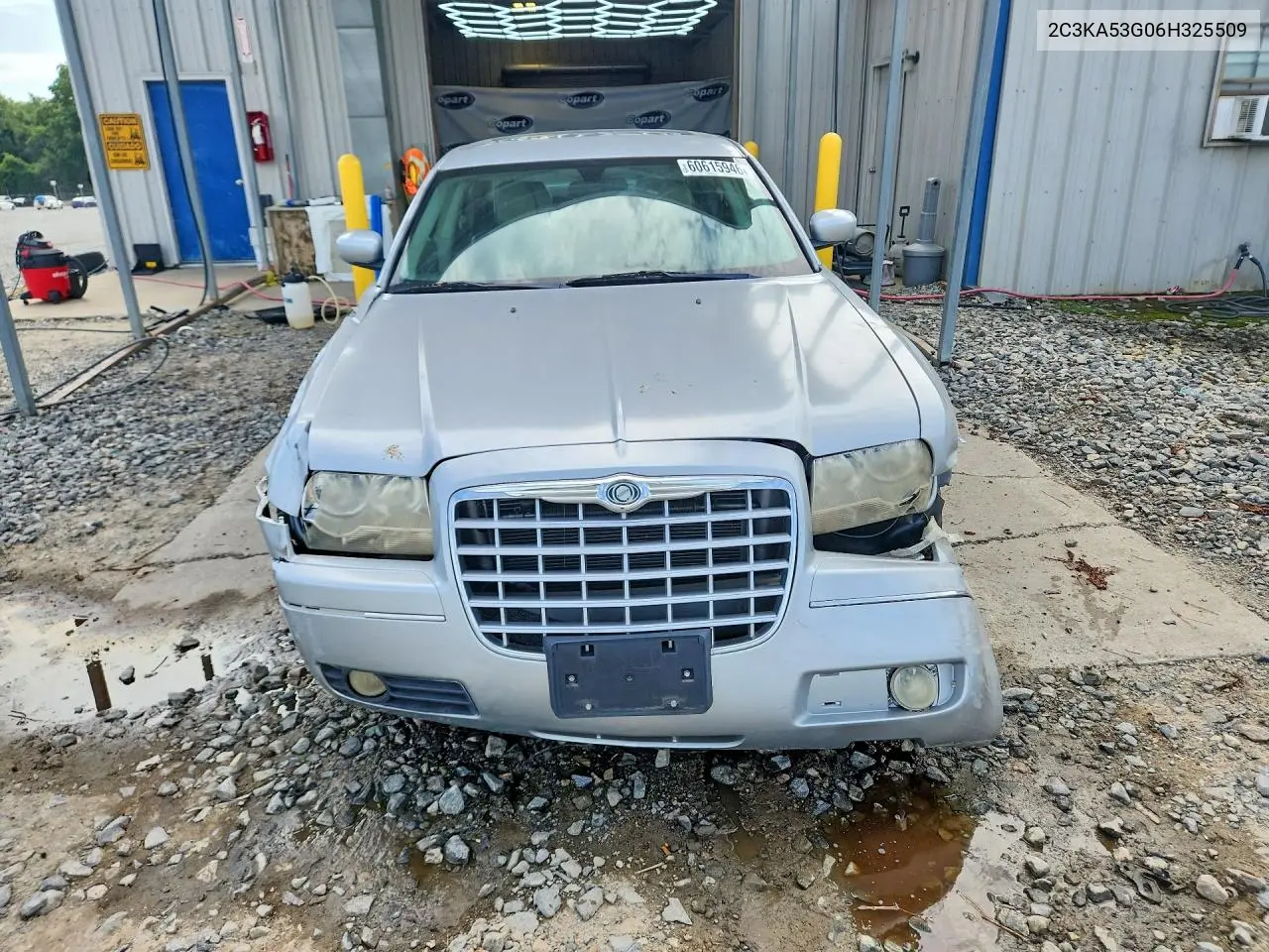 2006 Chrysler 300 Touring VIN: 2C3KA53G06H325509 Lot: 60615946