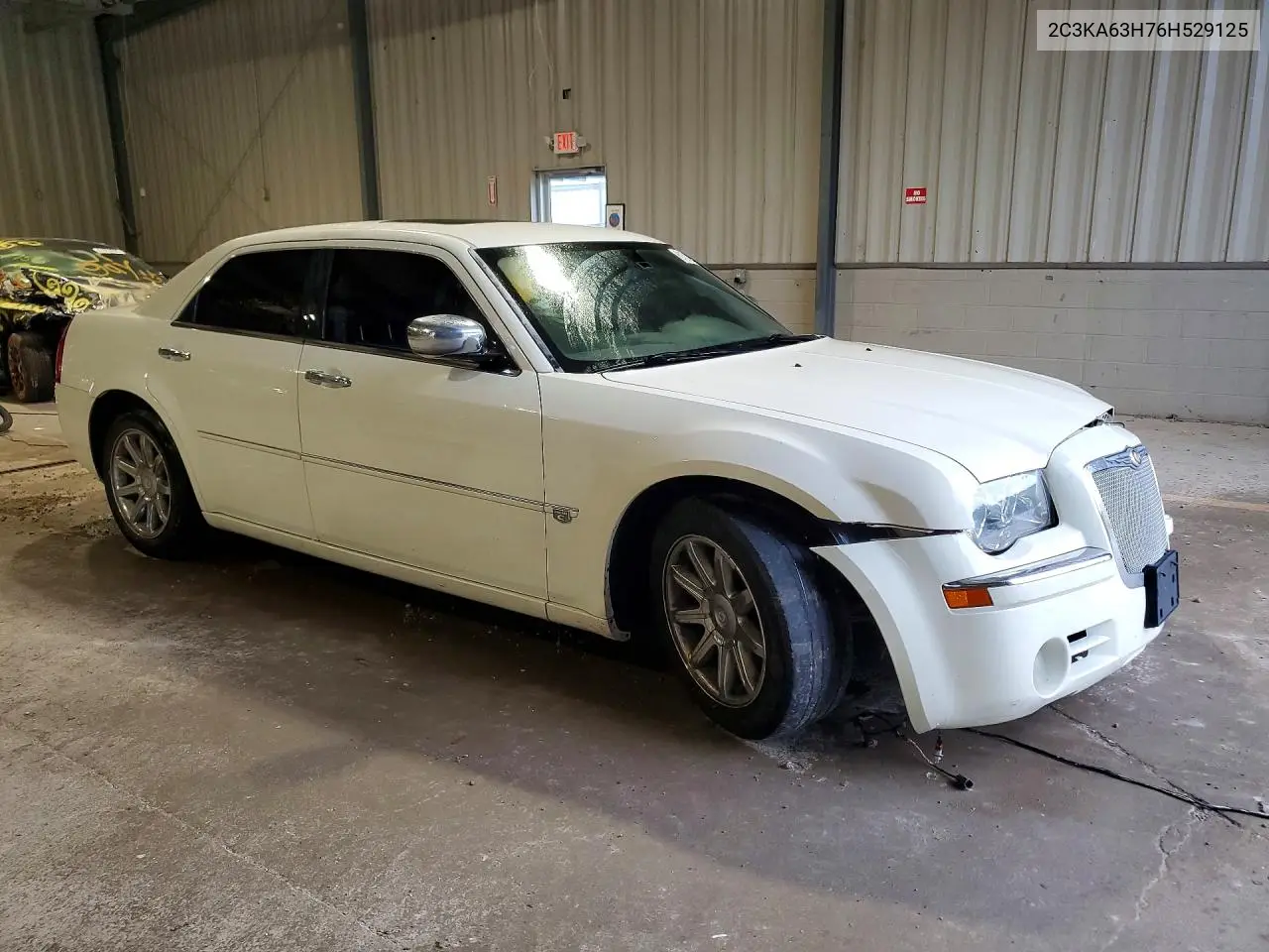 2006 Chrysler 300C VIN: 2C3KA63H76H529125 Lot: 61579286