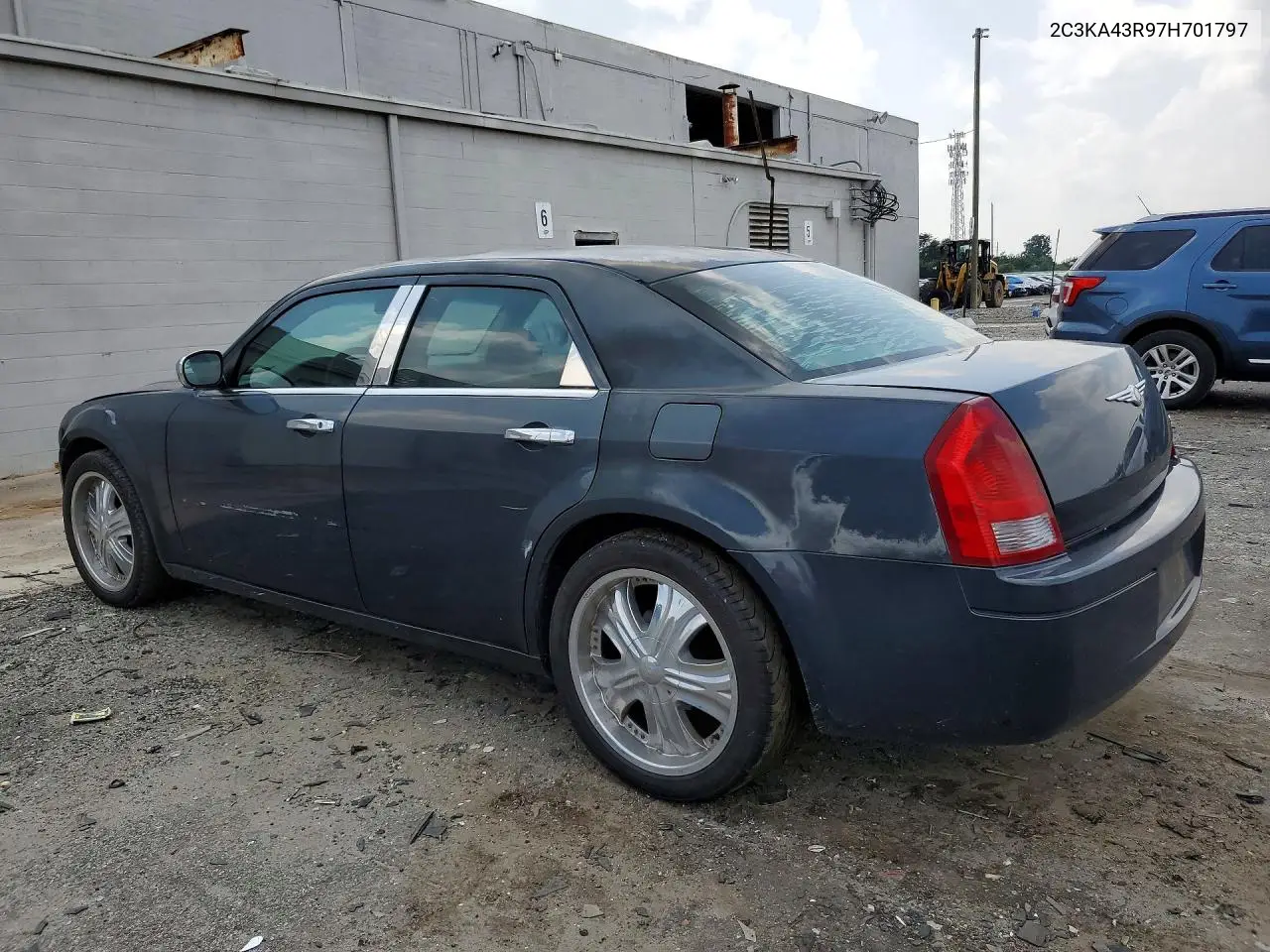 2007 Chrysler 300 VIN: 2C3KA43R97H701797 Lot: 61437866