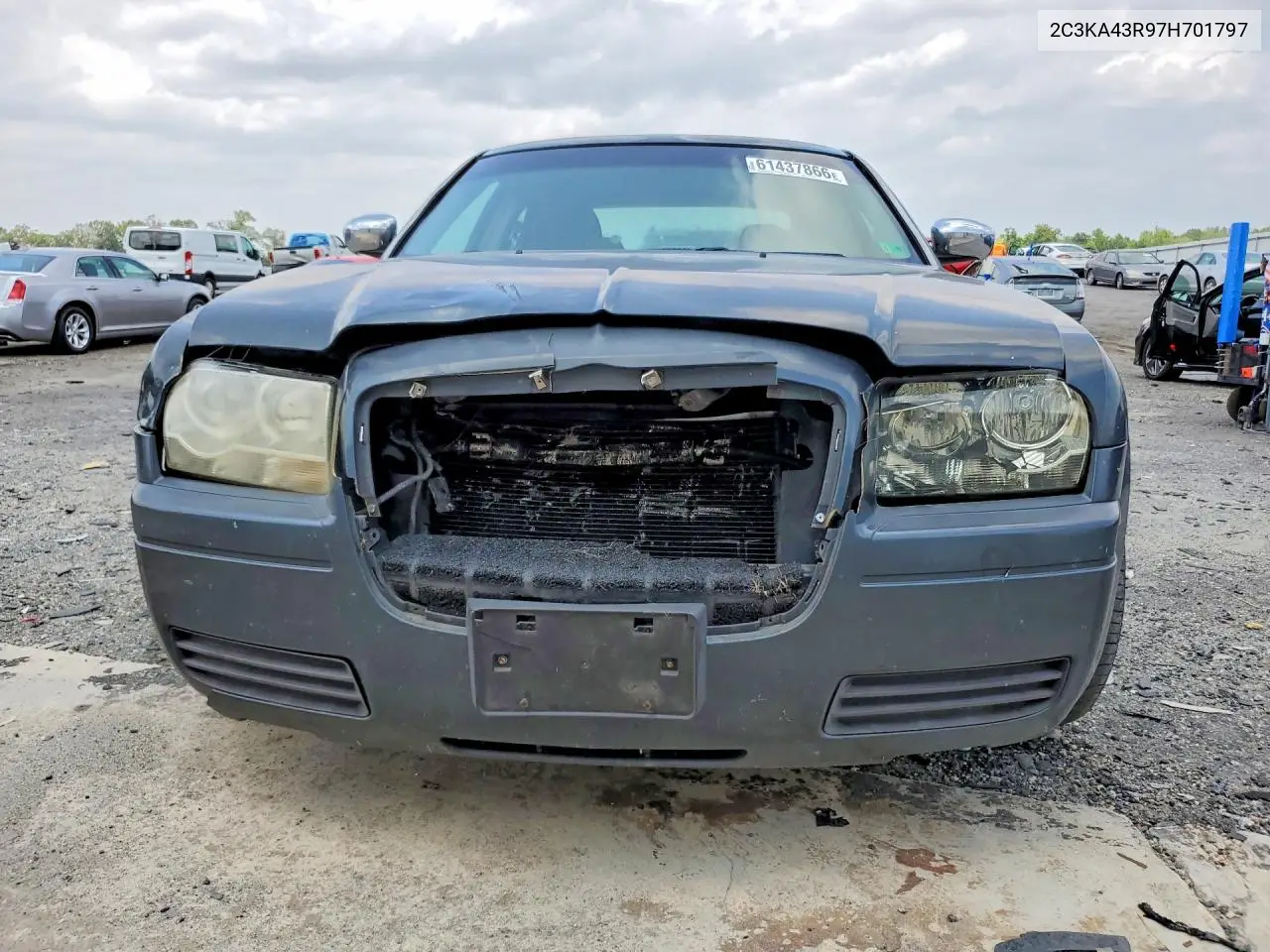2007 Chrysler 300 VIN: 2C3KA43R97H701797 Lot: 61437866