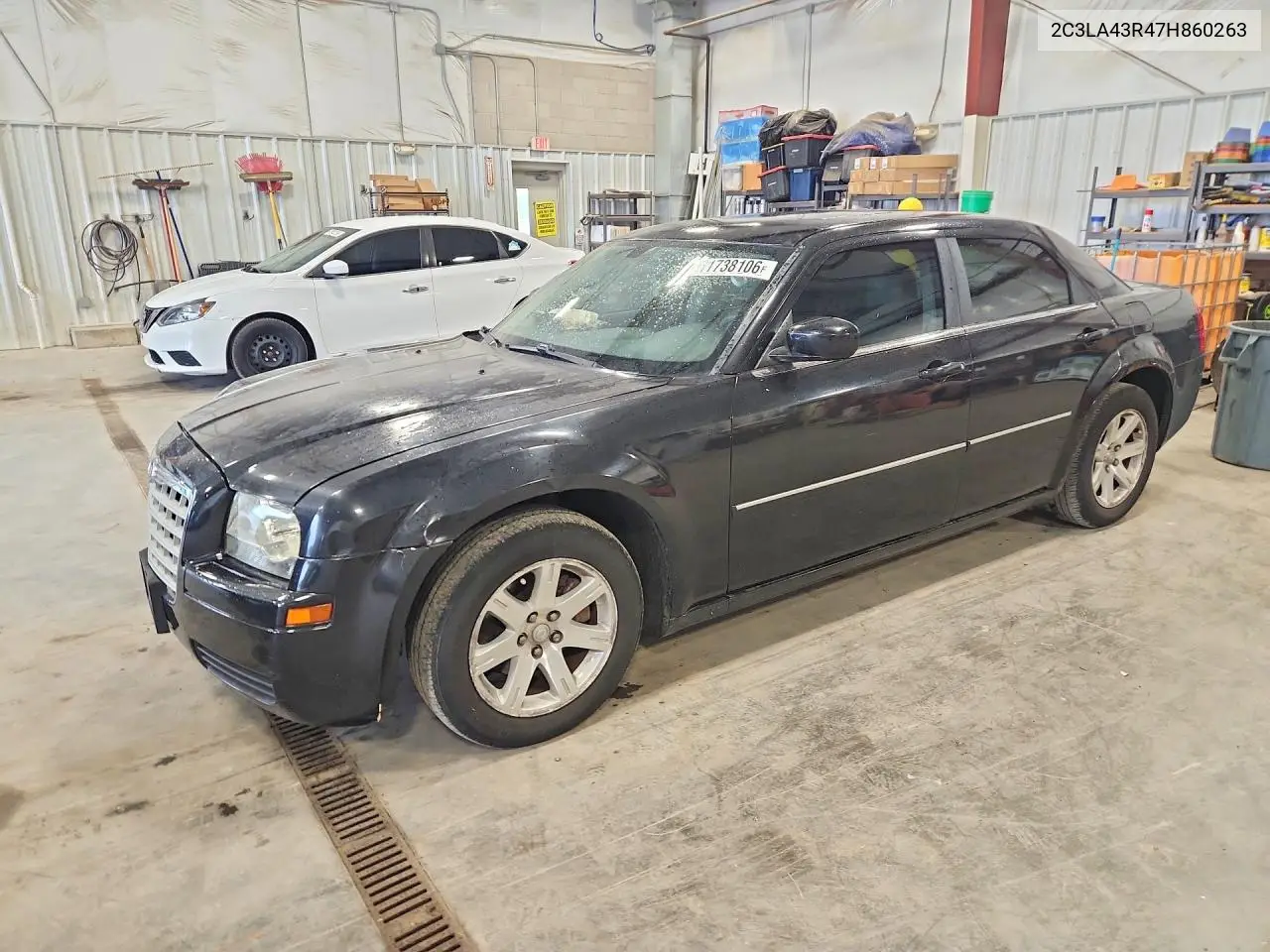 2007 Chrysler 300 VIN: 2C3LA43R47H860263 Lot: 61738106