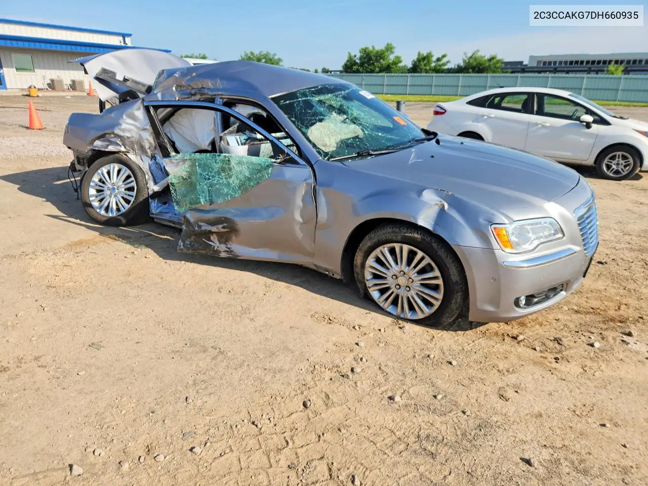 2013 Chrysler 300C VIN: 2C3CCAKG7DH660935 Lot: 56054826