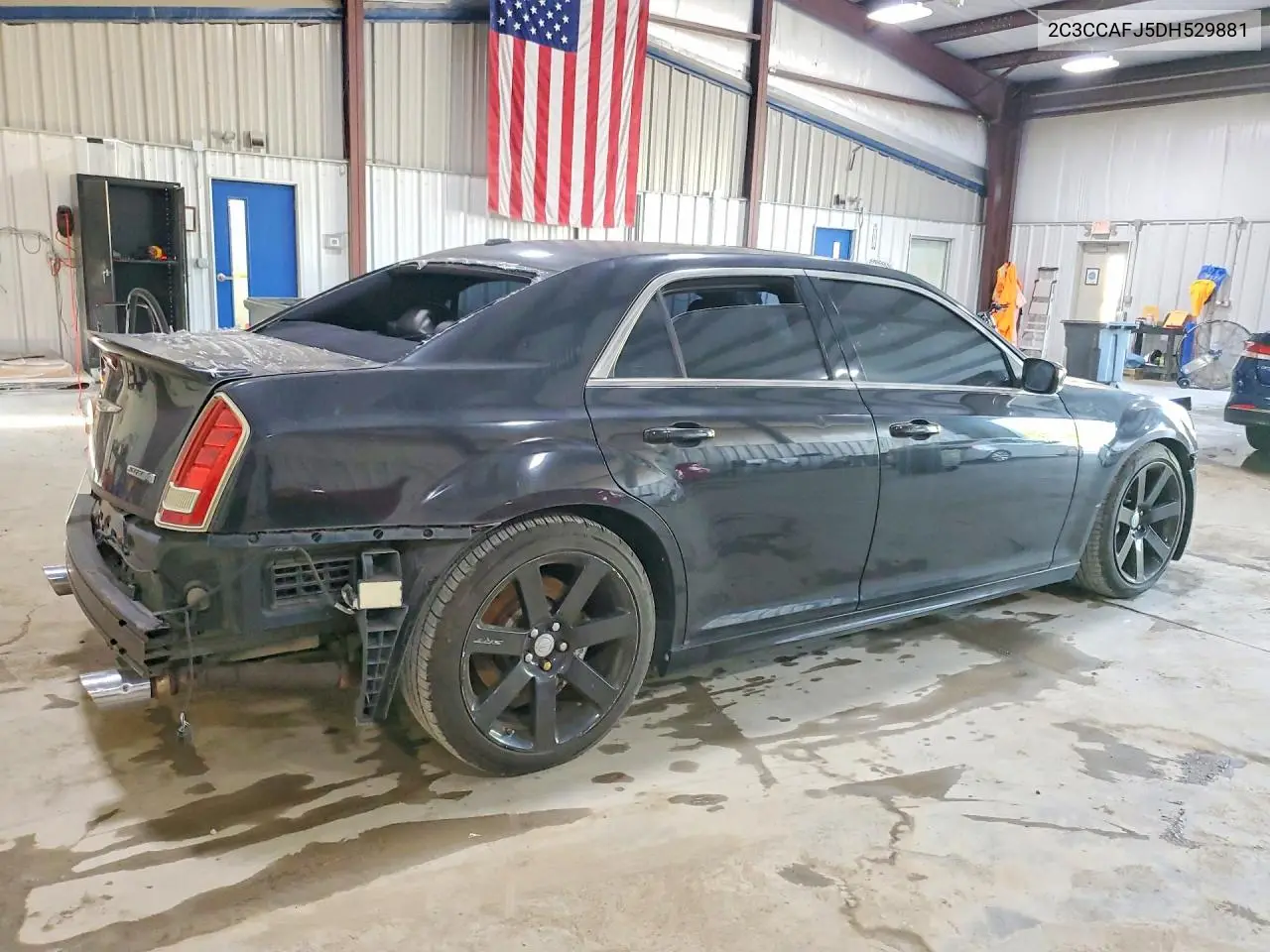 2013 Chrysler 300 Srt-8 VIN: 2C3CCAFJ5DH529881 Lot: 61203526