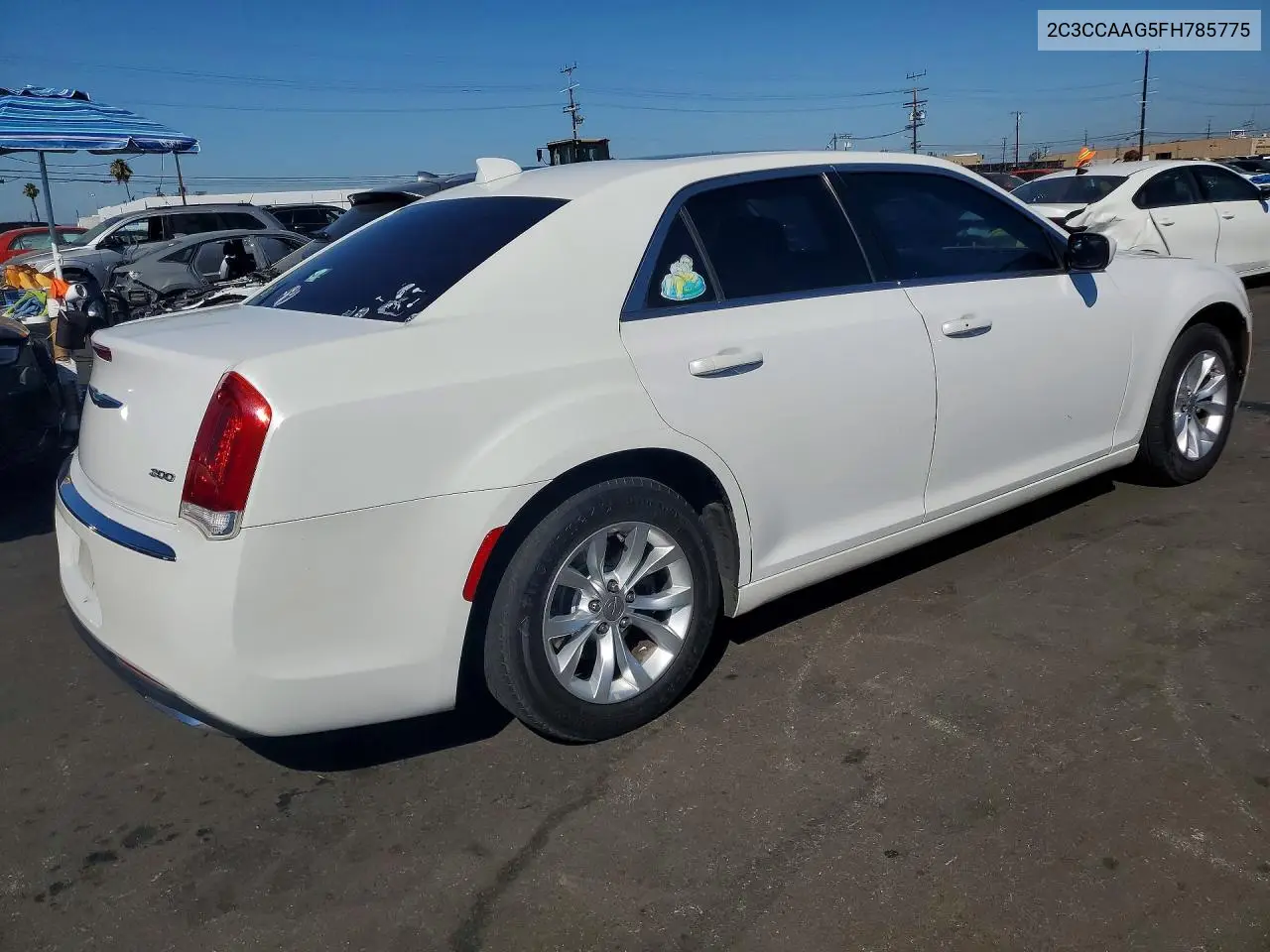 2015 Chrysler 300 Limited VIN: 2C3CCAAG5FH785775 Lot: 61044156