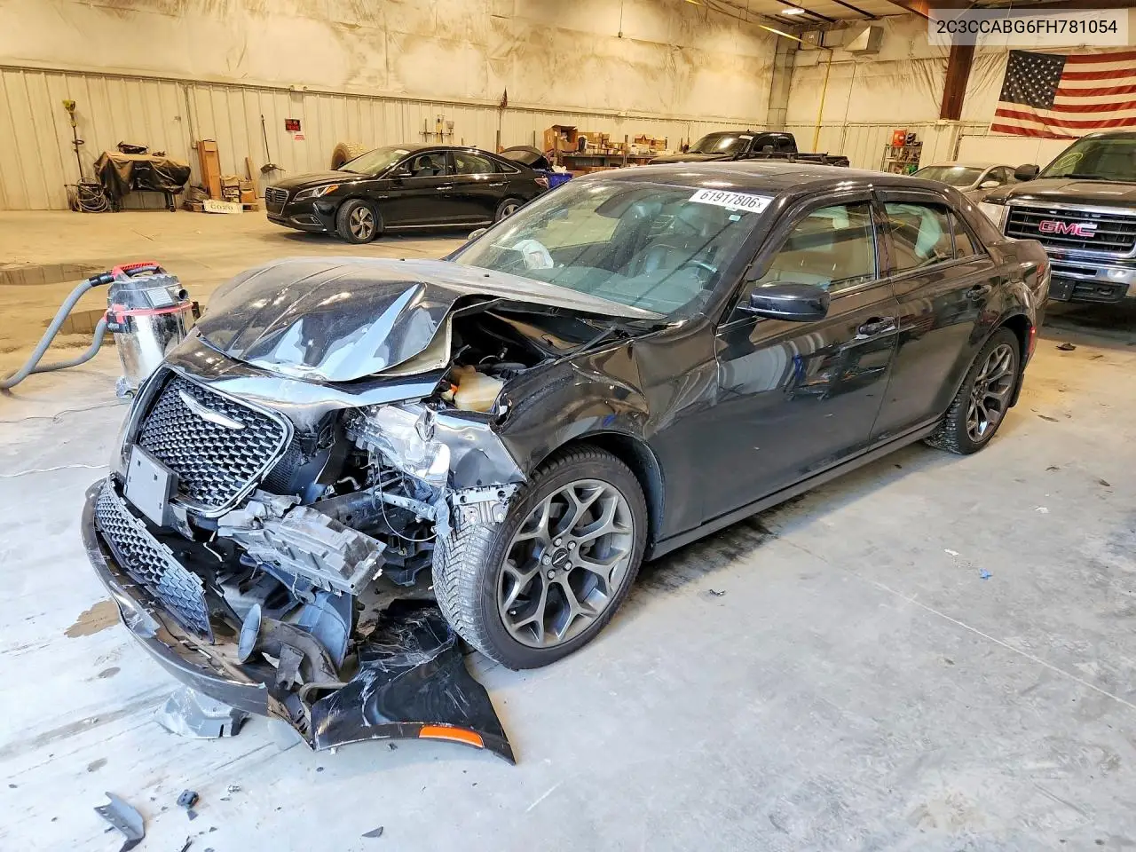 2015 Chrysler 300 S VIN: 2C3CCABG6FH781054 Lot: 61917806