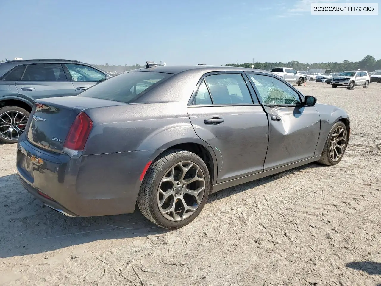 2C3CCABG1FH797307 2015 Chrysler 300 S