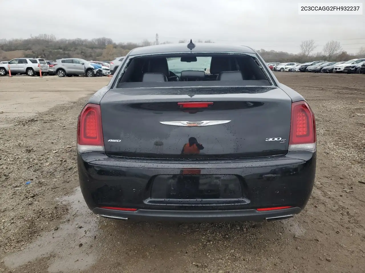 2C3CCAGG2FH932237 2015 Chrysler 300 S