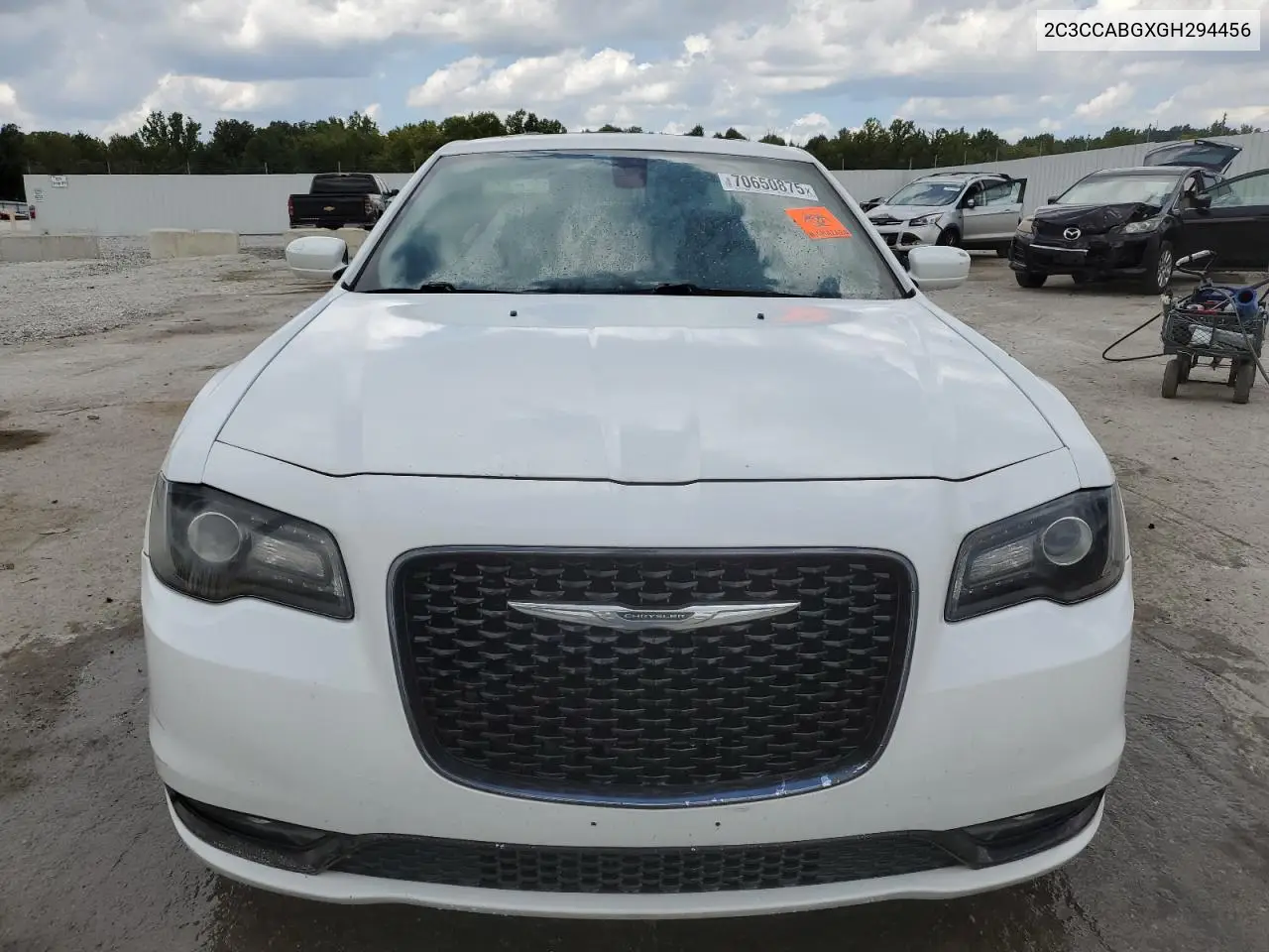 2C3CCABGXGH294456 2016 Chrysler 300 S