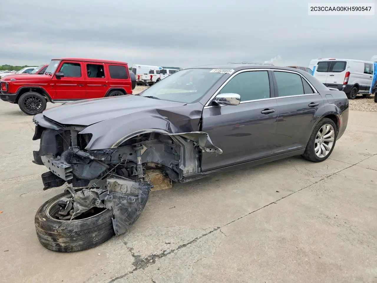 2C3CCAAG0KH590547 2019 Chrysler 300 Touring