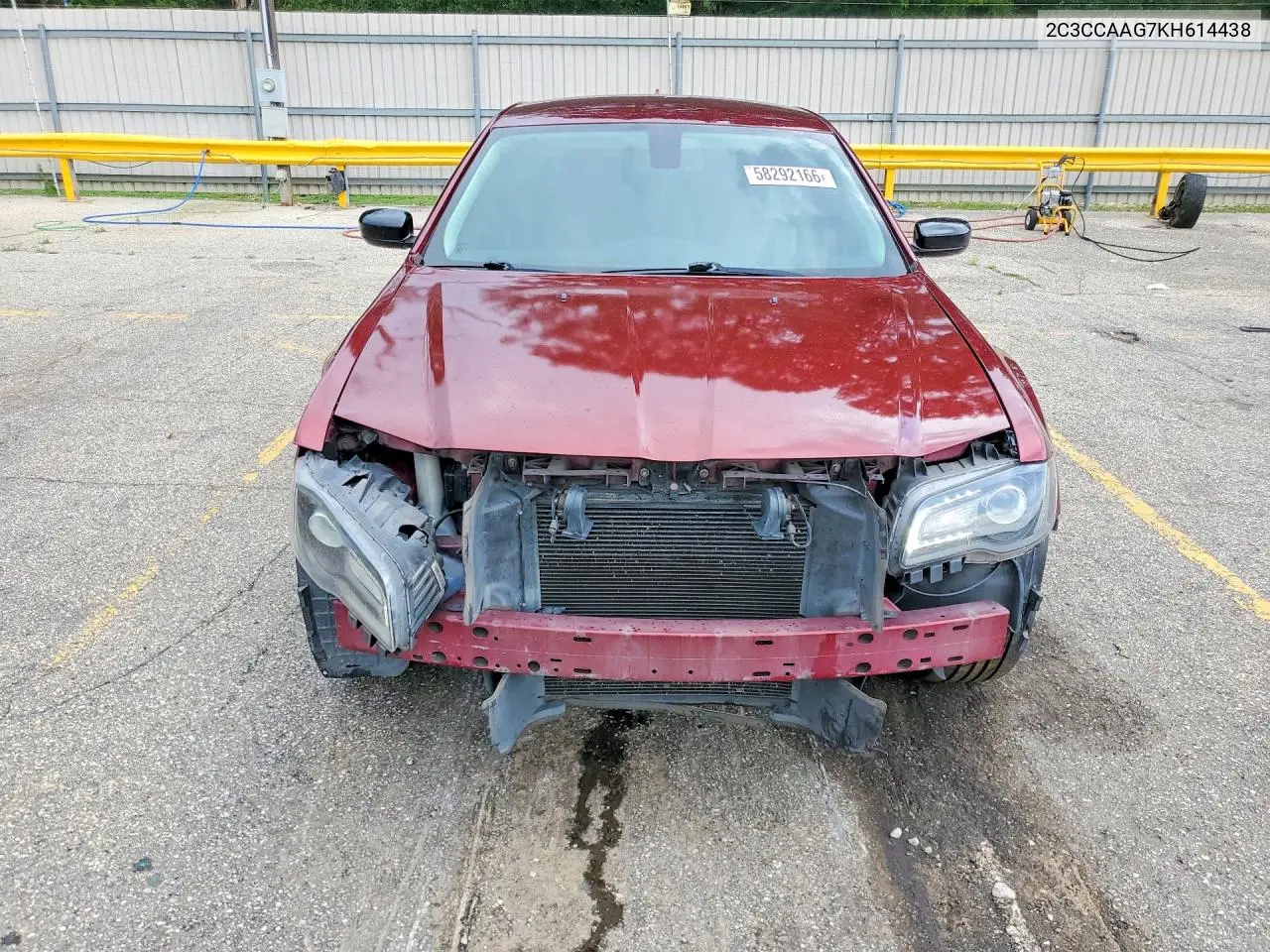2019 Chrysler 300 Touring VIN: 2C3CCAAG7KH614438 Lot: 58292166
