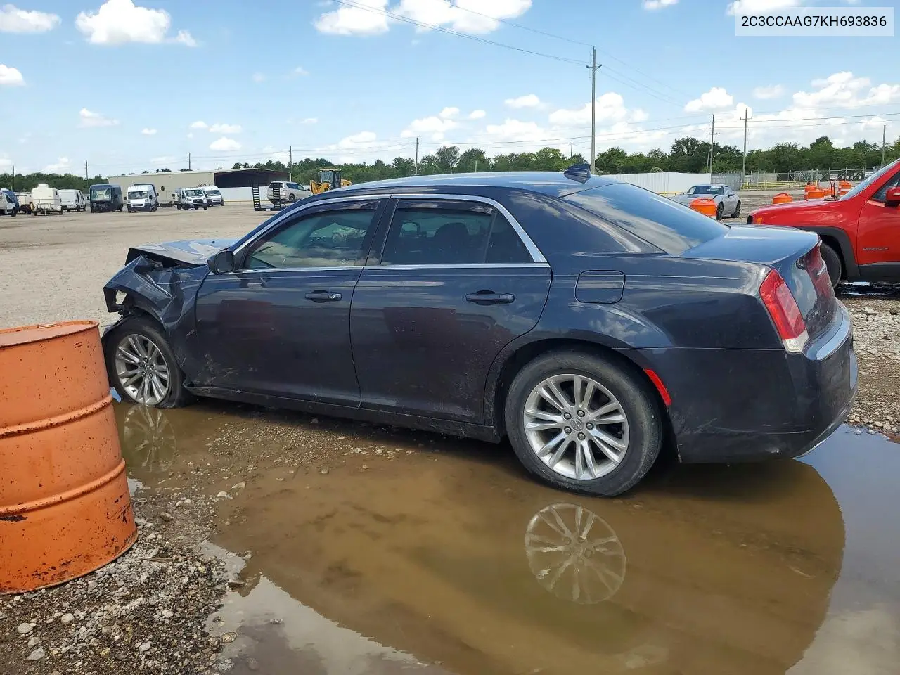 2019 Chrysler 300 Touring VIN: 2C3CCAAG7KH693836 Lot: 59738376