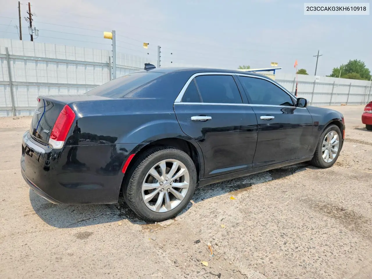2019 Chrysler 300 Limited VIN: 2C3CCAKG3KH610918 Lot: 59907896