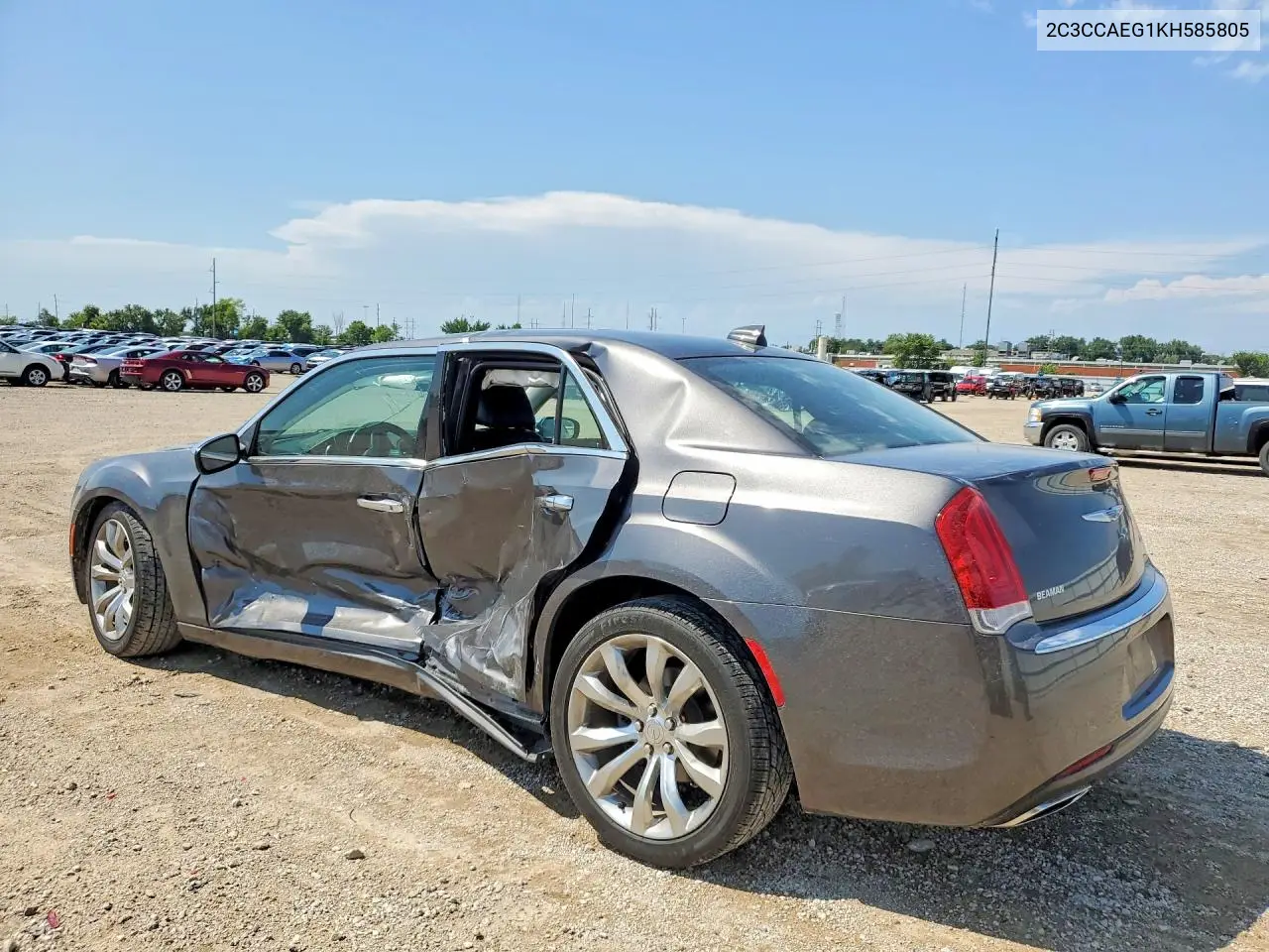 2019 Chrysler 300 Limited VIN: 2C3CCAEG1KH585805 Lot: 62012436