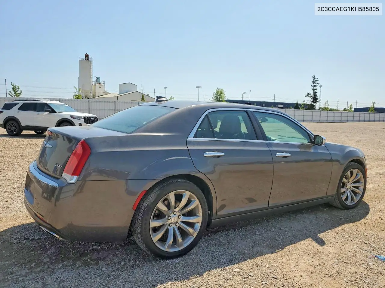 2019 Chrysler 300 Limited VIN: 2C3CCAEG1KH585805 Lot: 62012436